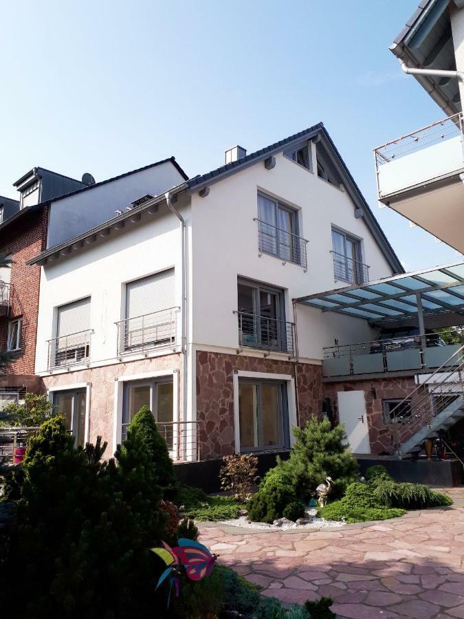 Villa-seerose Guest house Cologne